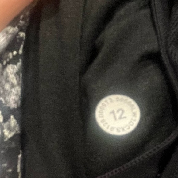 Lululemon Run Briskly 1/2 Zip
Eventide Jacquard Black Alpine White - Picture 5 of 5